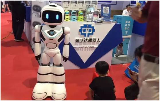 搭建服務機器人共享平臺 勇藝達機器人正式成為聯盟理事單位